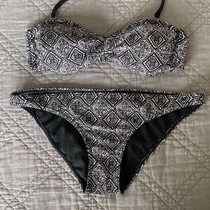 •Hollister• Bandeau Bikini Bathing Suit Set